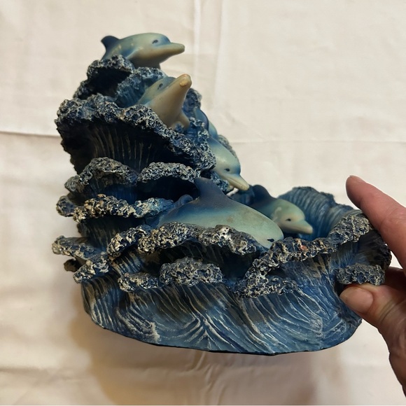 Dolphin Water Fountain - Picture 6 of 10